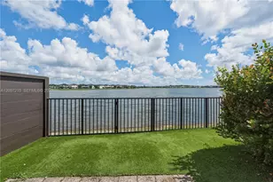 15965 NW 91st Ct, Miami Lakes, FL 33018 - Photo 2