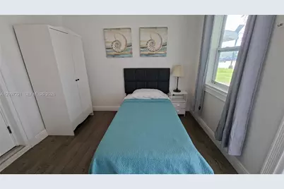 126 NW 8th Ave #1, Hallandale Beach, FL 33009 - Photo 16