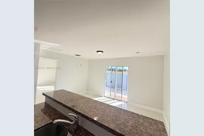 25887 SW 137th Path #25887, Homestead, FL 33032 - Photo 8