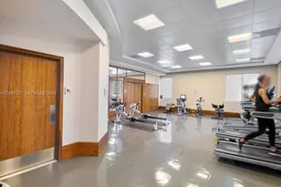 1050 Brickell Ave, Miami, FL 33131 - Photo 22