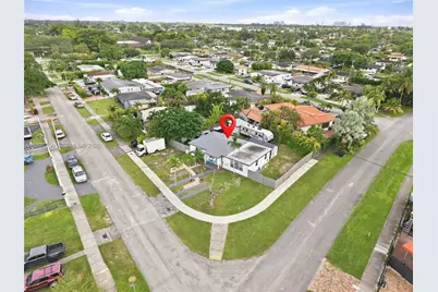 9270 SW 43rd St, Miami, FL 33165 - Photo 40