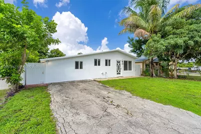 6609 SW 1st Ct, Pembroke Pines, FL 33023 - Photo 26