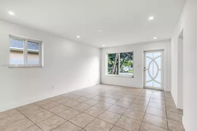6609 SW 1st Ct, Pembroke Pines, FL 33023 - Photo 6