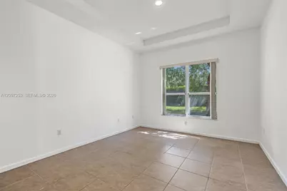 983 NE 37th Pl #983, Homestead, FL 33033 - Photo 14