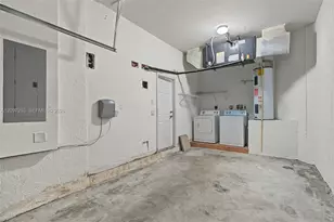 983 NE 37th Pl, Homestead, FL 33033 - Photo 28