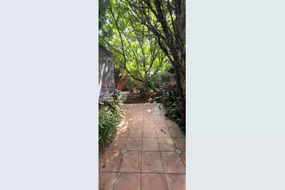 17665 NW 87th Ct, Hialeah, FL 33018 - Photo 16