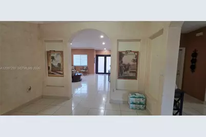 17665 NW 87th Ct, Hialeah, FL 33018 - Photo 6