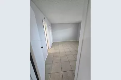 7960 N Colony Cir #107, Tamarac, FL 33321 - Photo 6