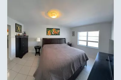 400 Diplomat Pkwy #308, Hallandale Beach, FL 33009 - Photo 6