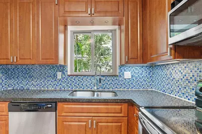 77 NW 106th St, Miami Shores, FL 33150 - Photo 18