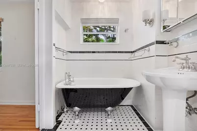 77 NW 106th St, Miami Shores, FL 33150 - Photo 26