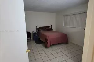 8000 Fairview Dr, Tamarac, FL 33321 - Photo 8