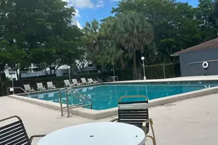 901 Hillcrest Dr, Hollywood, FL 33021 - Photo 24