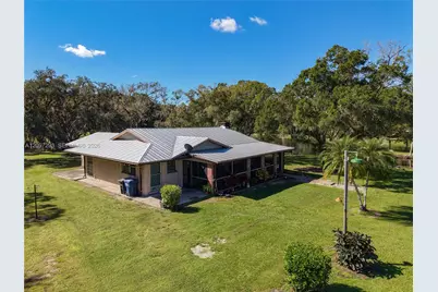 4419 Loblolly Bay Rd, Other City - In The State Of Florida, FL 33935 - Photo 2