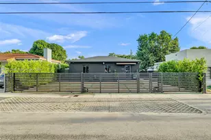 3450 NW 16th St, Miami, FL 33125 - Photo 2