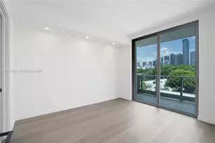 2200 Brickell Ave, Miami, FL 33129 - Photo 8