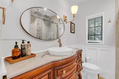 364 Navarre Dr, Miami Springs, FL 33166 - Photo 18