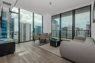 20 NE 11 St #4404, Miami, FL 33132 - Photo 1