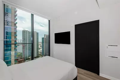 20 NE 11 St #4404, Miami, FL 33132 - Photo 24