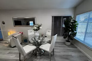 5836 NW 199th St, Hialeah, FL 33015 - Photo 10