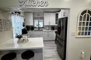 5836 NW 199th St, Hialeah, FL 33015 - Photo 6