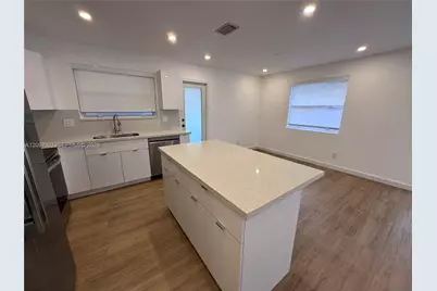 352 SW 17th Rd #352, Miami, FL 33129 - Photo 6