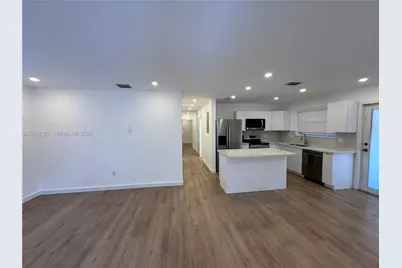 352 SW 17th Rd #352, Miami, FL 33129 - Photo 2