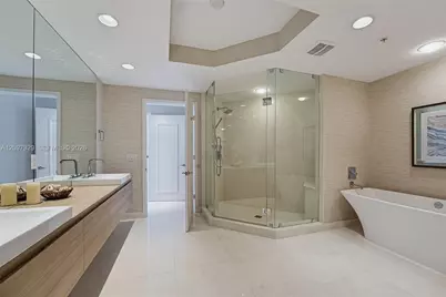 17301 Biscayne Blvd #901, North Miami Beach, FL 33160 - Photo 18