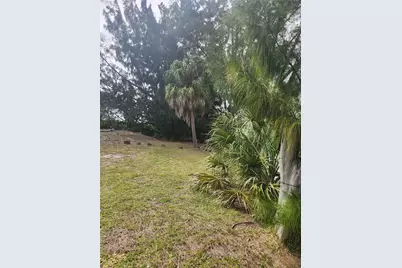 [Address not provided], North Miami, FL 33167 - Photo 4