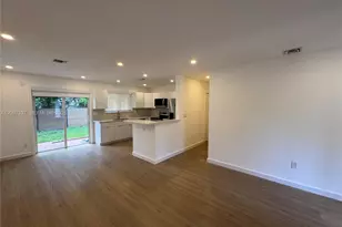 350 SW 17th Rd, Miami, FL 33129 - Photo 4