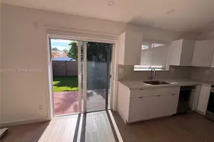 350 SW 17th Rd, Miami, FL 33129 - Photo 20
