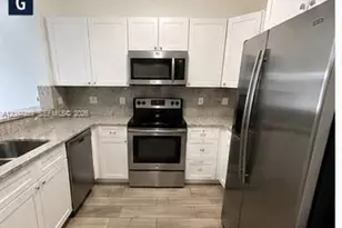 1651 SE 28th Ct, Homestead, FL 33035 - Photo 2
