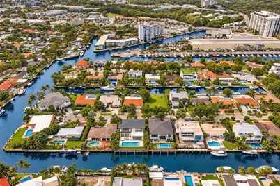 13045 Coronado Ter, North Miami, FL 33181 - Photo 30