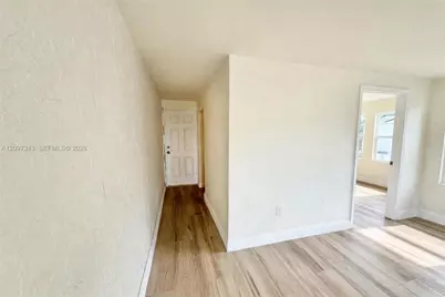 6308 Washington St, Hollywood, FL 33023 - Photo 8