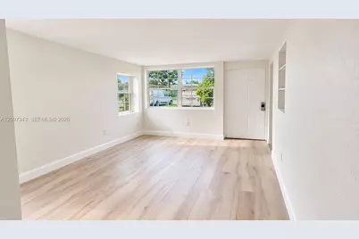 6308 Washington St, Hollywood, FL 33023 - Photo 2