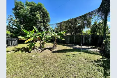1150 NW 116th Ter, Miami, FL 33168 - Photo 28