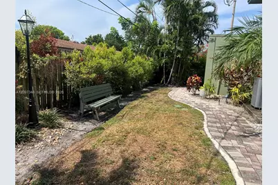1353 Holly Heights Dr #3, Fort Lauderdale, FL 33304 - Photo 10