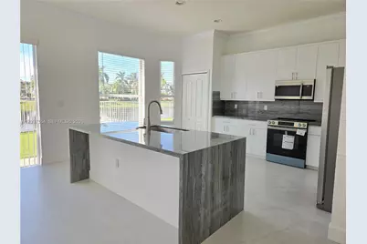 16240 SW 66 St, Miami, FL 33193 - Photo 4