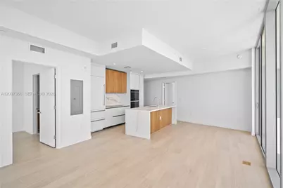 1400 Biscayne Blvd #2601, Miami, FL 33132 - Photo 6
