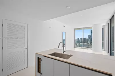 1400 Biscayne Blvd #3602, Miami, FL 33132 - Photo 6