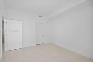1400 Biscayne Blvd, Miami, FL 33132 - Photo 14