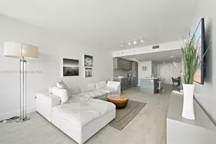 650 NE 32nd St, Miami, FL 33137 - Photo 8