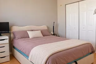 616 Clearwater Park Rd, West Palm Beach, FL 33401 - Photo 10