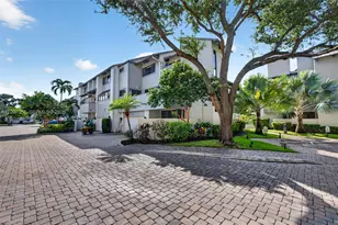 8 Portside Dr, Fort Lauderdale, FL 33316 - Photo 1