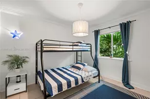 945 NE 78th St, Miami, FL 33138 - Photo 26