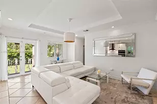 945 NE 78th St, Miami, FL 33138 - Photo 10