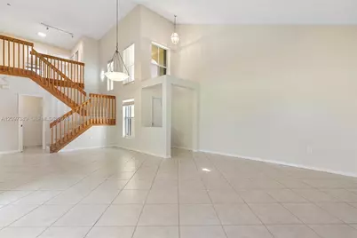 1960 Sweetbay Way, Hollywood, FL 33019 - Photo 12