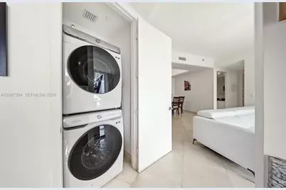 15901 Collins Ave #405, Sunny Isles Beach, FL 33160 - Photo 24