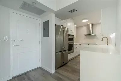 3675 N Country Club Dr #1906, Aventura, FL 33180 - Photo 14