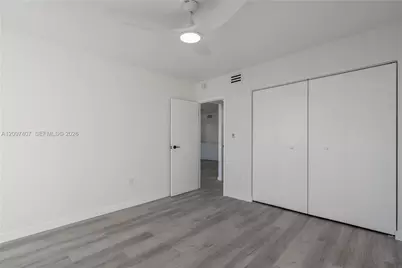 3675 N Country Club Dr #1906, Aventura, FL 33180 - Photo 34